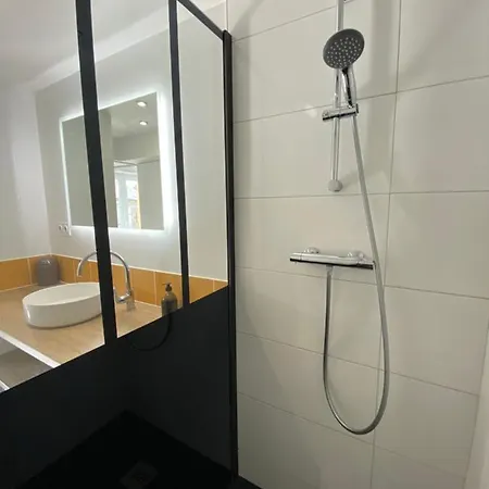 Du Petit Rocher Suzanne * Sainte-Suzanne (Mayenne)