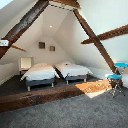 Du Petit Rocher Suzanne Casa vacanze *