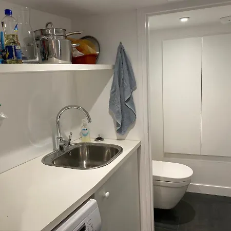 Du Petit Rocher Suzanne *