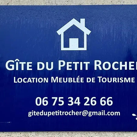 בית נופש Du Petit Rocher Suzanne Sainte-Suzanne (Mayenne)