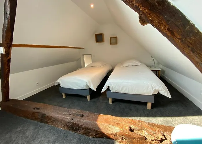 Du Petit Rocher Suzanne بيت للعطل Sainte-Suzanne (Mayenne)