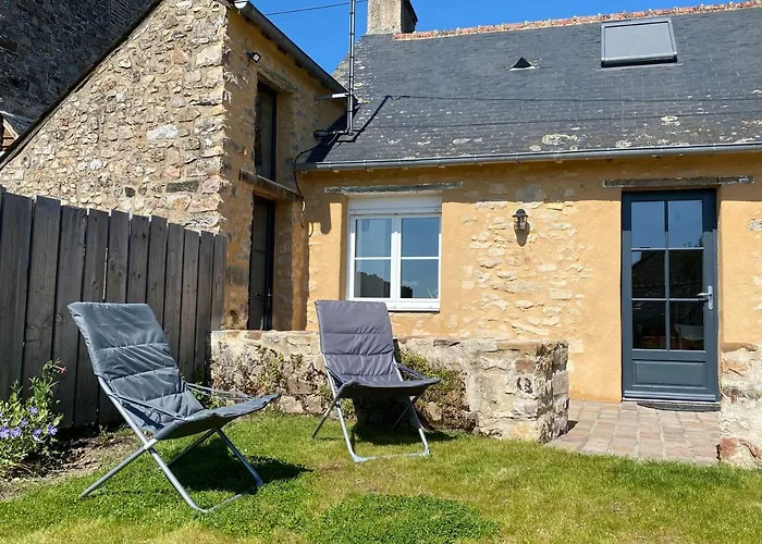 Du Petit Rocher Suzanne Holiday home Sainte-Suzanne (Mayenne)