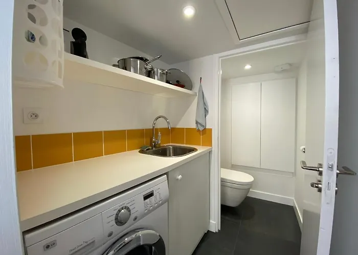 Du Petit Rocher Suzanne *