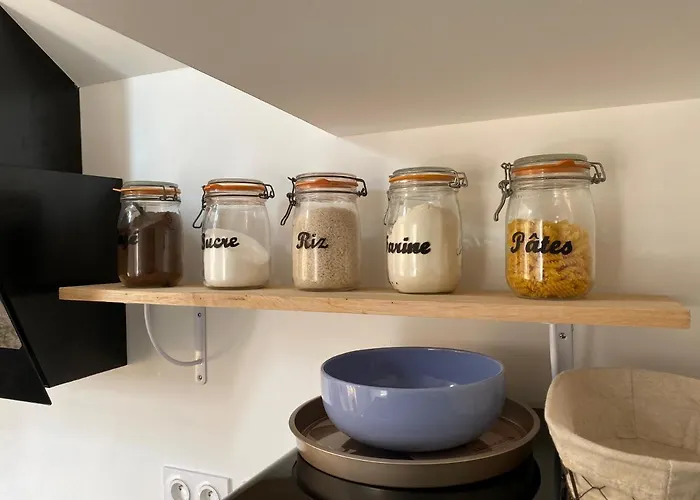 Du Petit Rocher Suzanne * Sainte-Suzanne (Mayenne)