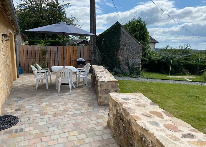 Du Petit Rocher Suzanne * Sainte-Suzanne (Mayenne)